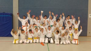 Bilder Zeitung Karate Lehrgang Beelen Dojo Kamakura (7)