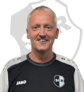 Michael Schlüter kehrt nach starker Vorbereitung in die erste Mannschaft zurück